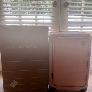 Rose Quartz Mono Carry-On Pro Plus